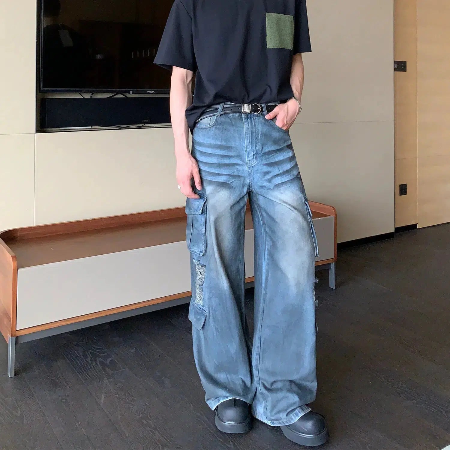 Heavy-duty Vintage Wide-Leg Cargo Jeans